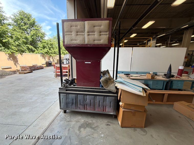 image for item FT6659 Paint booth