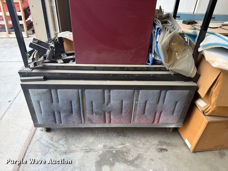 image for item FT6659 Paint booth