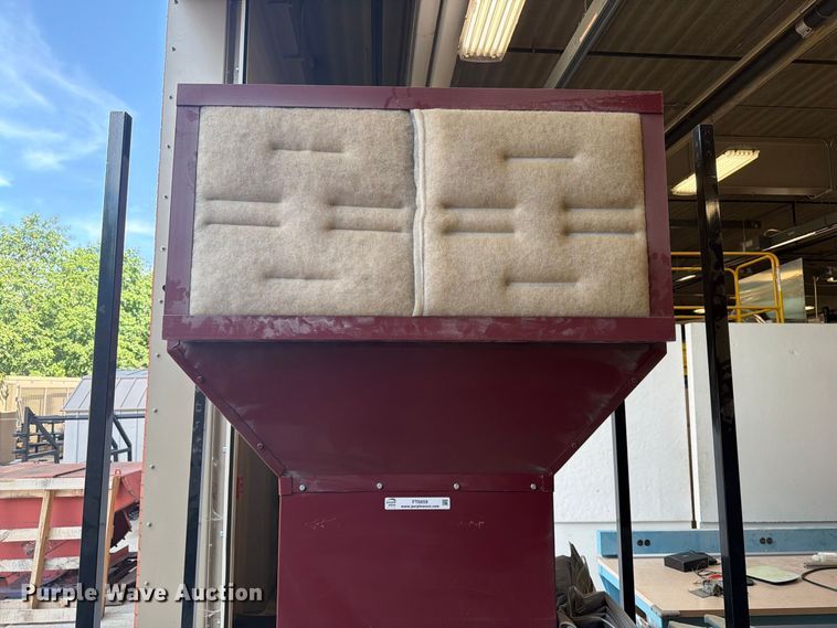 image for item FT6659 Paint booth