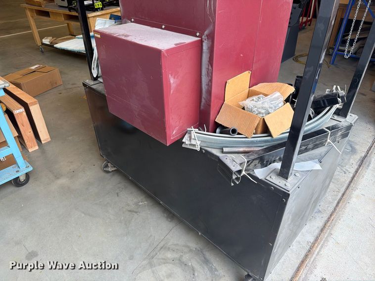 image for item FT6659 Paint booth