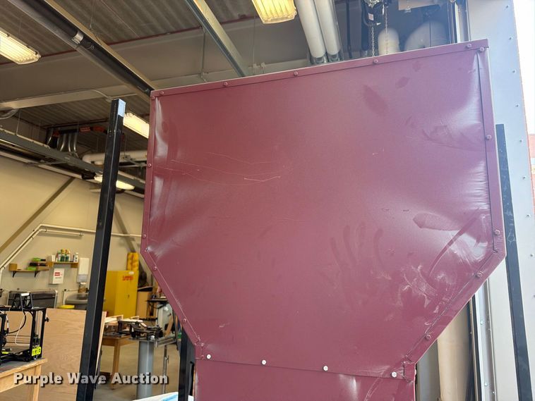 image for item FT6659 Paint booth