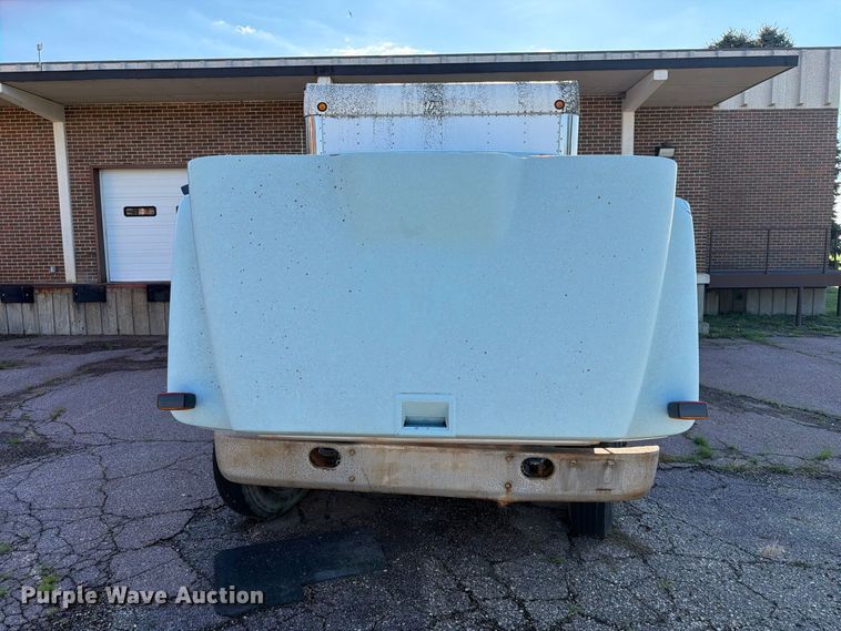 image for item FT6661 1989 International 1654 box truck