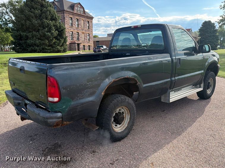 image for item FT6662 2004 Ford F-250 pickup truck