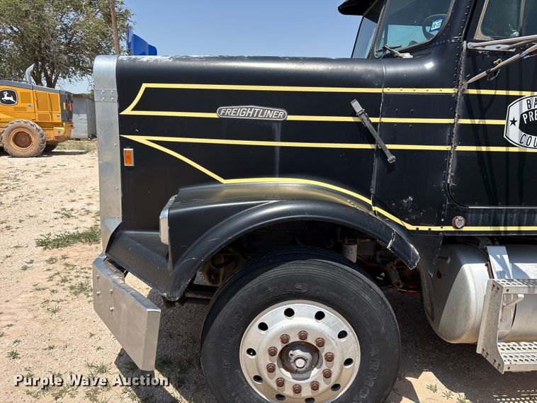image for item JM9405 1988 Freightliner MB80 semi truck
