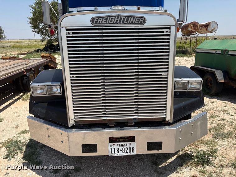 image for item JM9405 1988 Freightliner MB80 semi truck