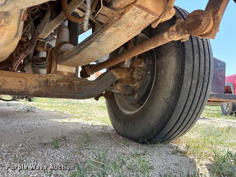 image for item JM9405 1988 Freightliner MB80 semi truck