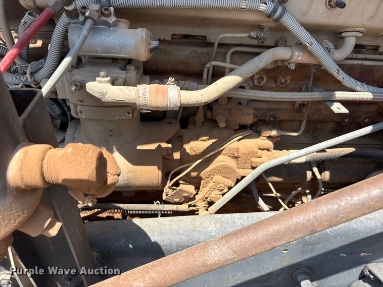 image for item JM9405 1988 Freightliner MB80 semi truck