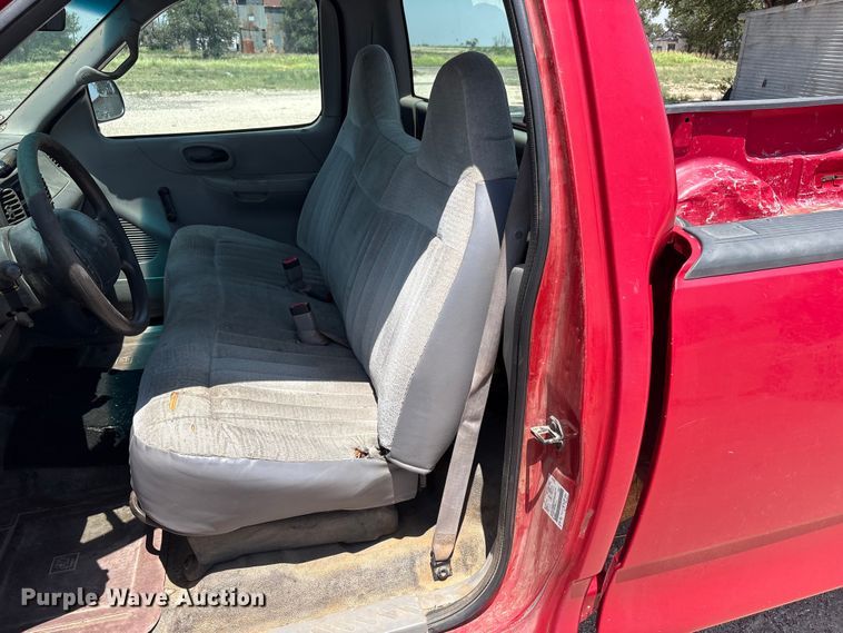 image for item JM9406 1999 Ford F150 pickup truck
