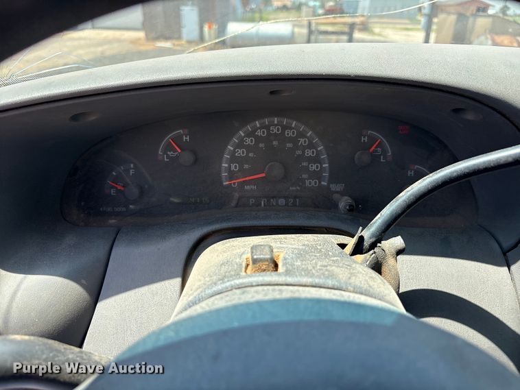 image for item JM9406 1999 Ford F150 pickup truck