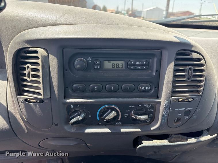 image for item JM9406 1999 Ford F150 pickup truck