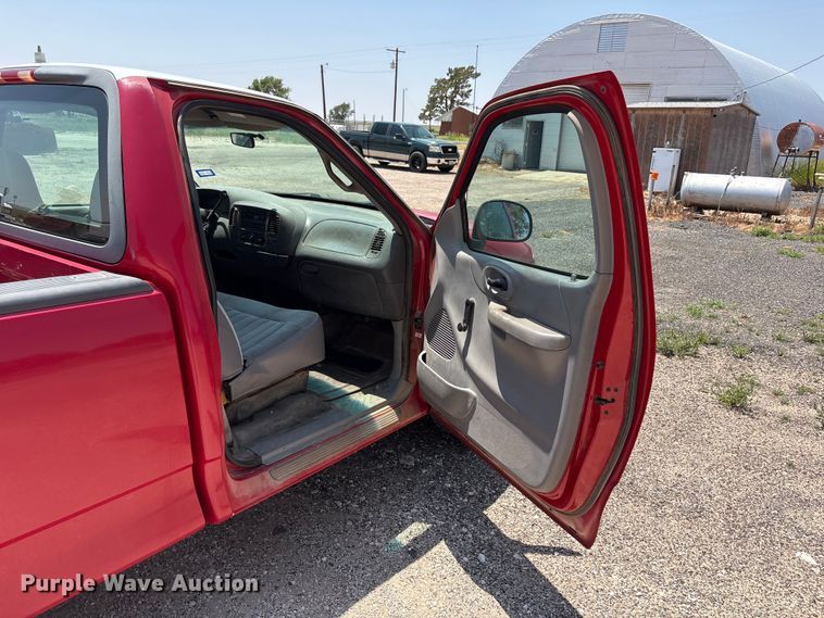 image for item JM9406 1999 Ford F150 pickup truck