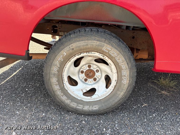 image for item JM9406 1999 Ford F150 pickup truck