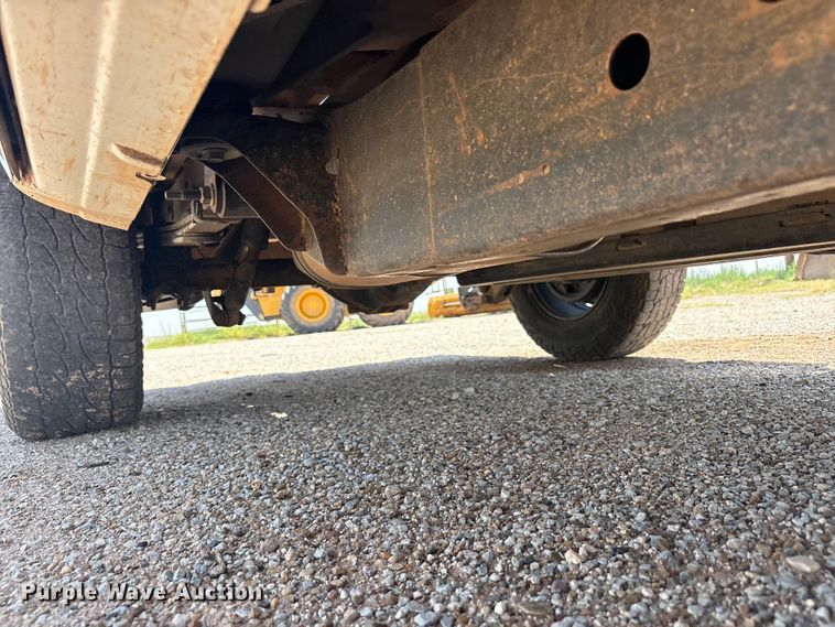 image for item JM9409 2011 Chevrolet Silverado 1500 Crew Cab dump flatbed pickup truck