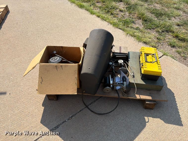 image for item MZ9878 Tools