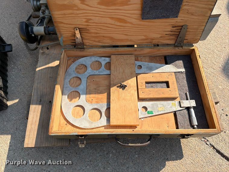 image for item MZ9878 Tools
