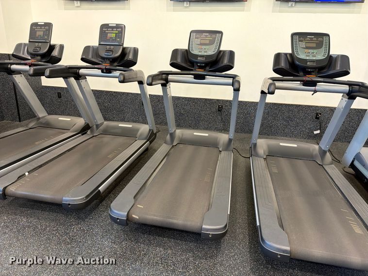 image for item MZ9882 (4) Precor 731 Interval Trainer treadmills