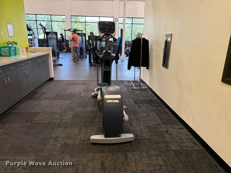 image for item MZ9885 Precor EFX 835 Crossramp elliptical
