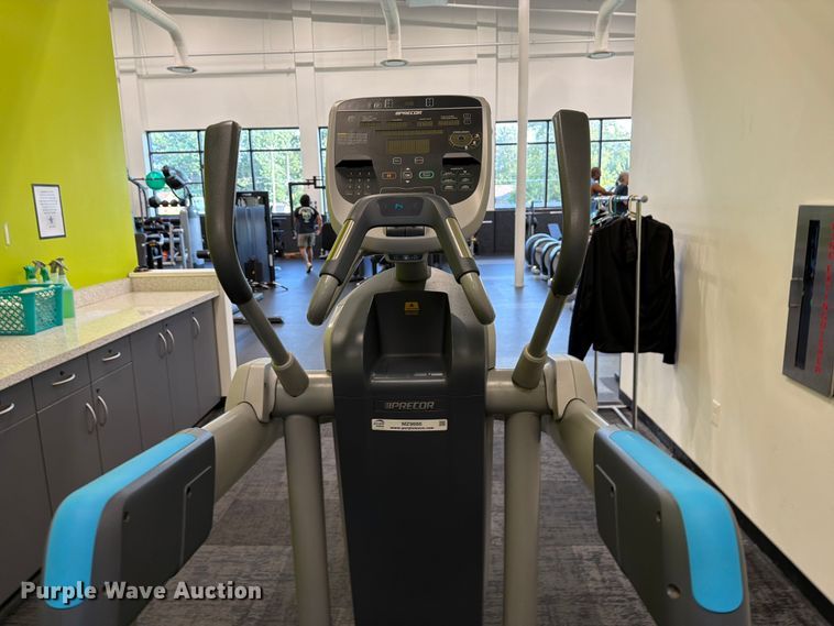 image for item MZ9886 Precor AMT 835 adaptive motion trainer machine