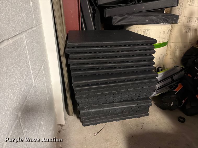 image for item MZ9888 (20) rubber floor tiles