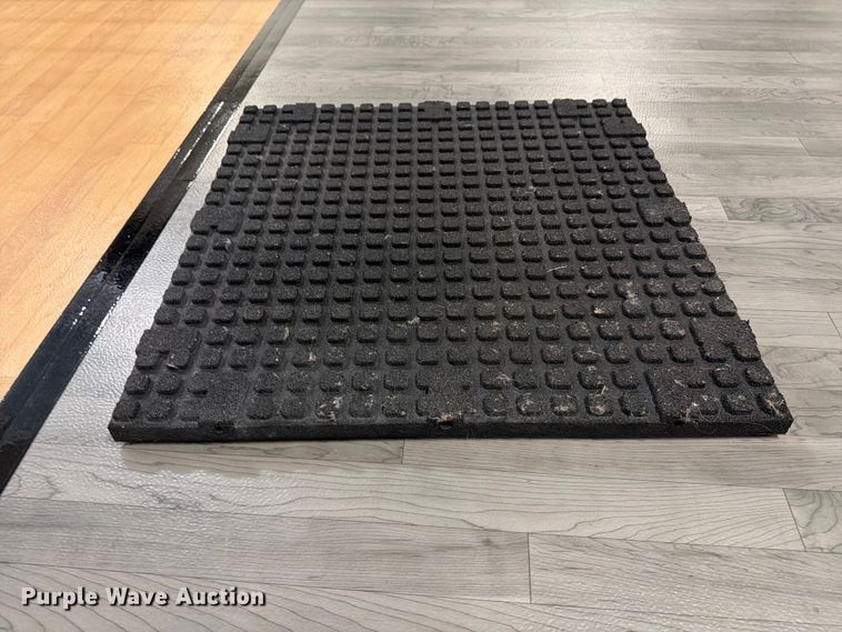 image for item MZ9888 (20) rubber floor tiles