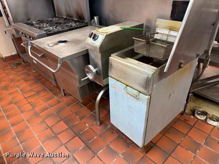 image for item MZ9917 Restaurant equipment