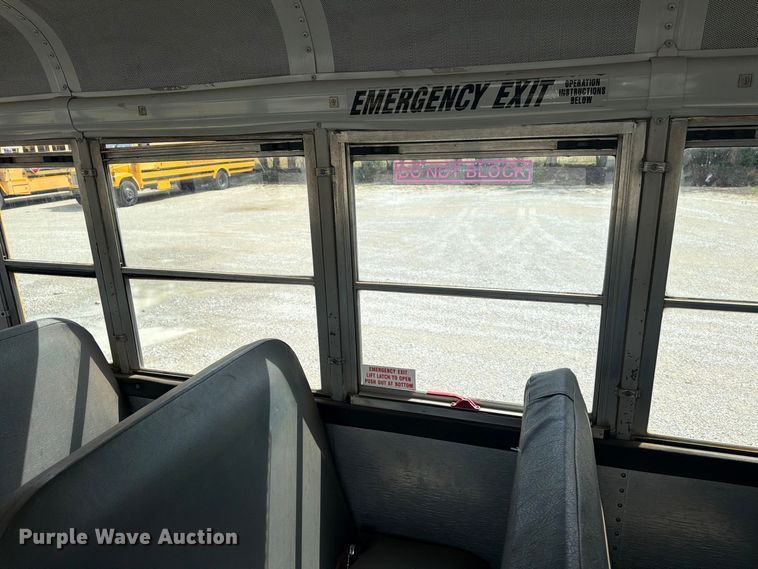 image for item MZ9923 2007 Thomas school bus