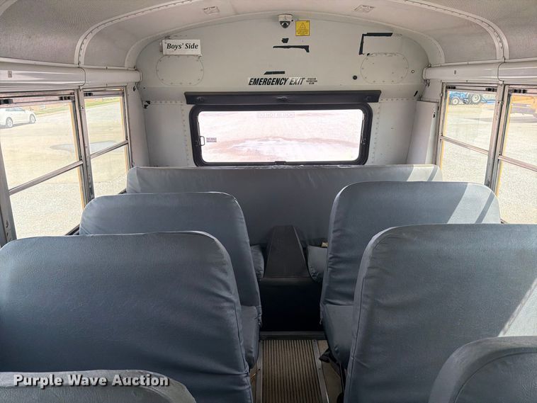 image for item MZ9923 2007 Thomas school bus