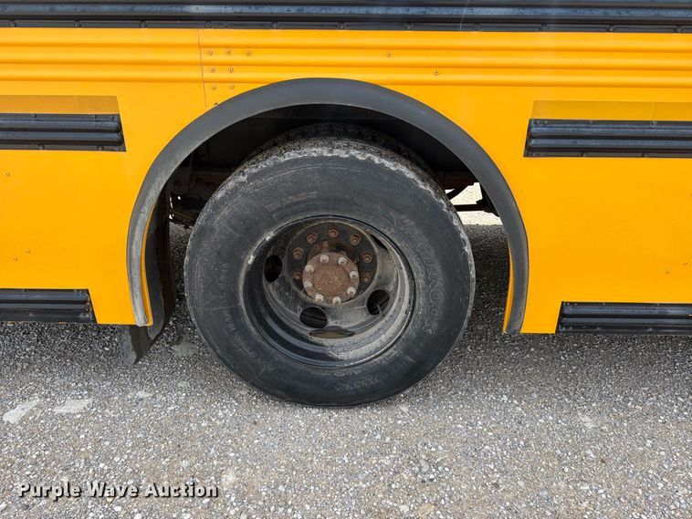 image for item MZ9923 2007 Thomas school bus