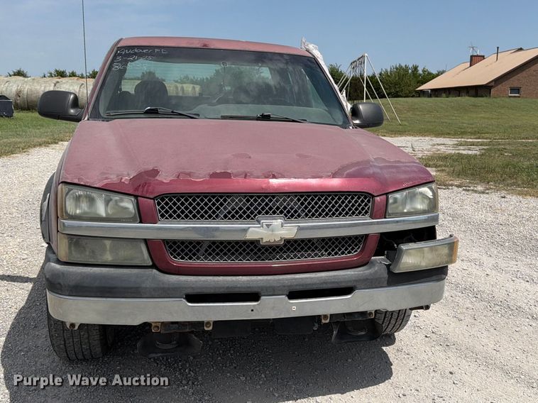 image for item MZ9930 2005 Chevrolet Silverado 1500 Crew Cab pickup truck
