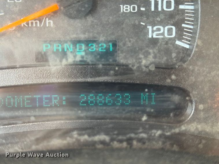 image for item MZ9930 2005 Chevrolet Silverado 1500 Crew Cab pickup truck
