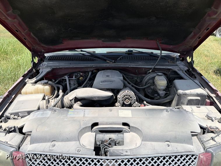 image for item MZ9930 2005 Chevrolet Silverado 1500 Crew Cab pickup truck