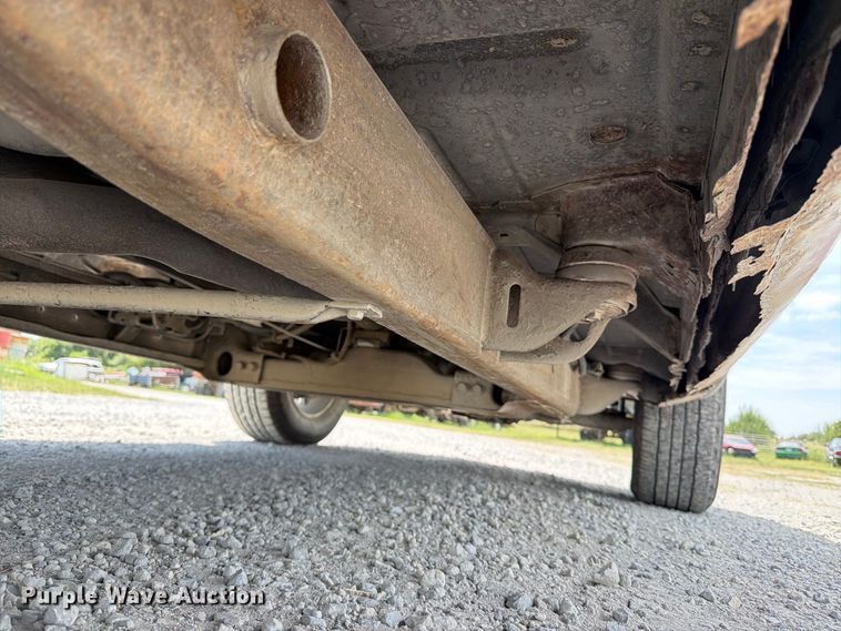 image for item MZ9930 2005 Chevrolet Silverado 1500 Crew Cab pickup truck