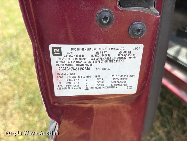 image for item MZ9930 2005 Chevrolet Silverado 1500 Crew Cab pickup truck