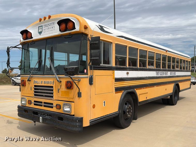 2001 Blue Bird TC2000 school bus
