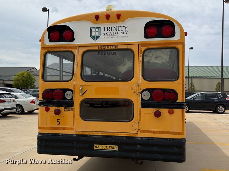 image for item MZ9932 2001 Blue Bird TC2000 school bus