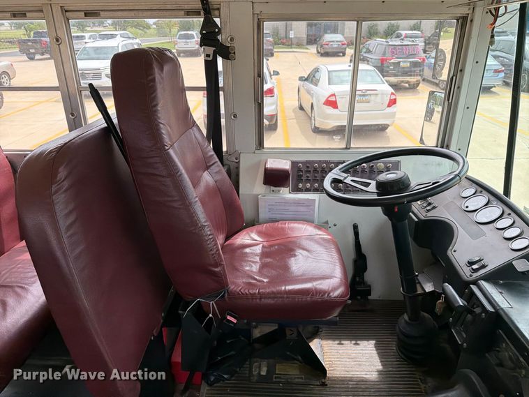 image for item MZ9932 2001 Blue Bird TC2000 school bus