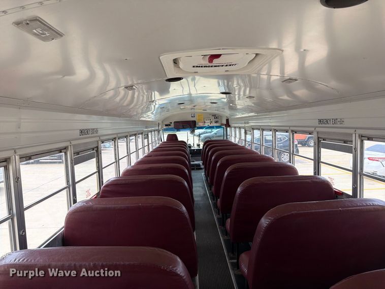 image for item MZ9932 2001 Blue Bird TC2000 school bus