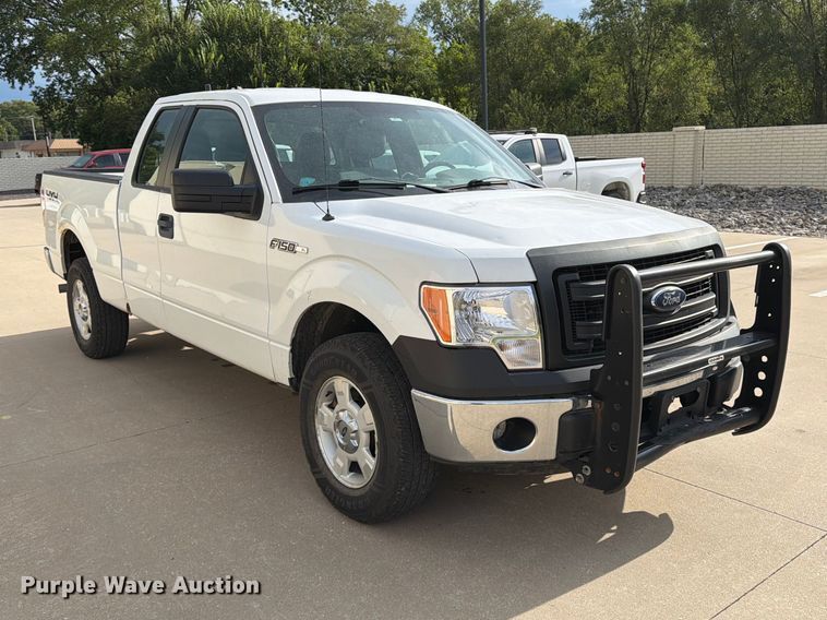 image for item MZ9986 2014 Ford F150 Ext. Cab pickup truck