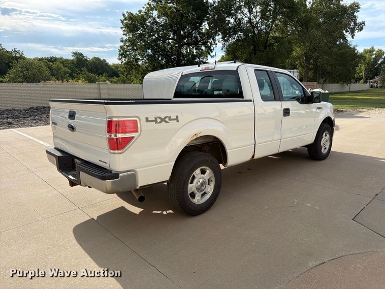 image for item MZ9986 2014 Ford F150 Ext. Cab pickup truck
