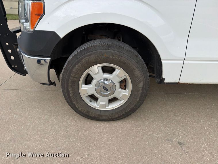 image for item MZ9986 2014 Ford F150 Ext. Cab pickup truck
