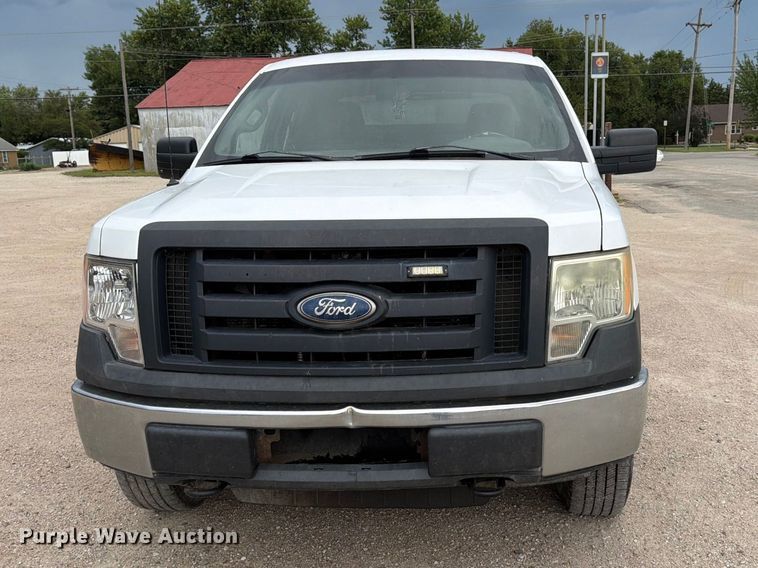 image for item MZ9987 2010 Ford F150 Ext. Cab pickup truck