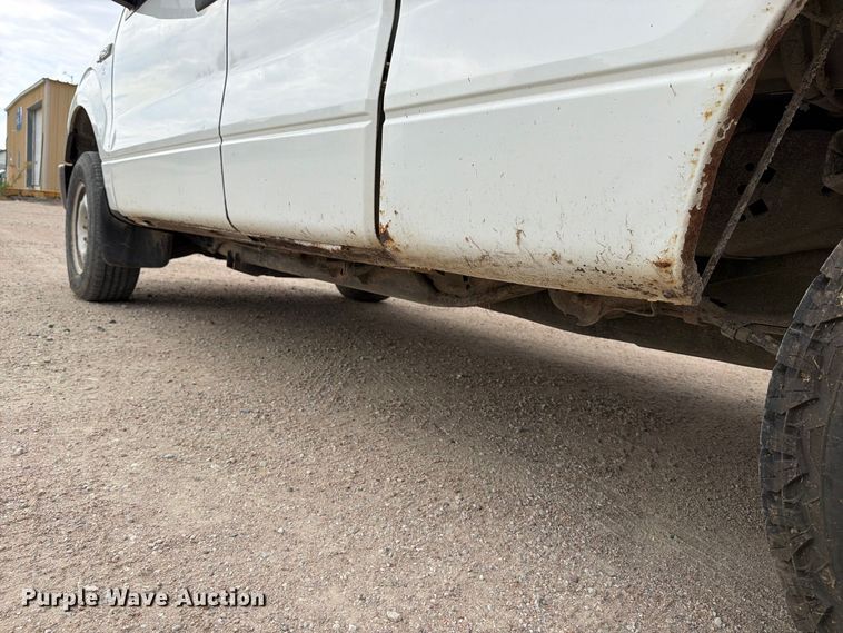 image for item MZ9987 2010 Ford F150 Ext. Cab pickup truck