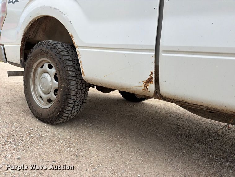 image for item MZ9987 2010 Ford F150 Ext. Cab pickup truck