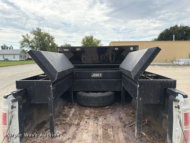 image for item MZ9987 2010 Ford F150 Ext. Cab pickup truck