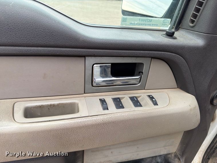 image for item MZ9987 2010 Ford F150 Ext. Cab pickup truck