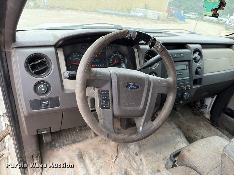 image for item MZ9987 2010 Ford F150 Ext. Cab pickup truck