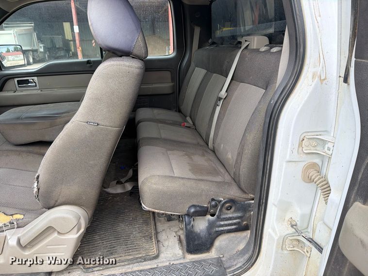image for item MZ9987 2010 Ford F150 Ext. Cab pickup truck