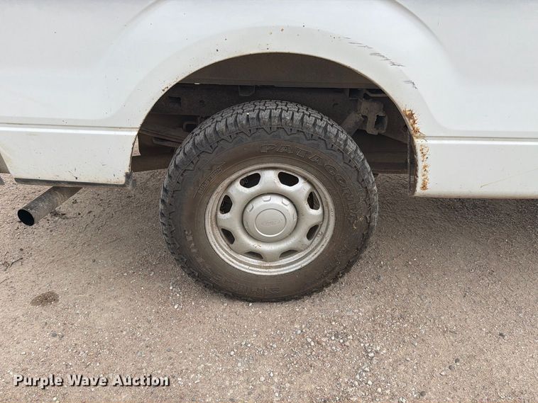 image for item MZ9987 2010 Ford F150 Ext. Cab pickup truck