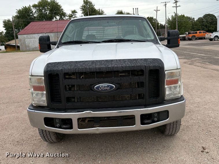 image for item MZ9989 2008 Ford F250 Super Duty Ext. Cab pickup truck