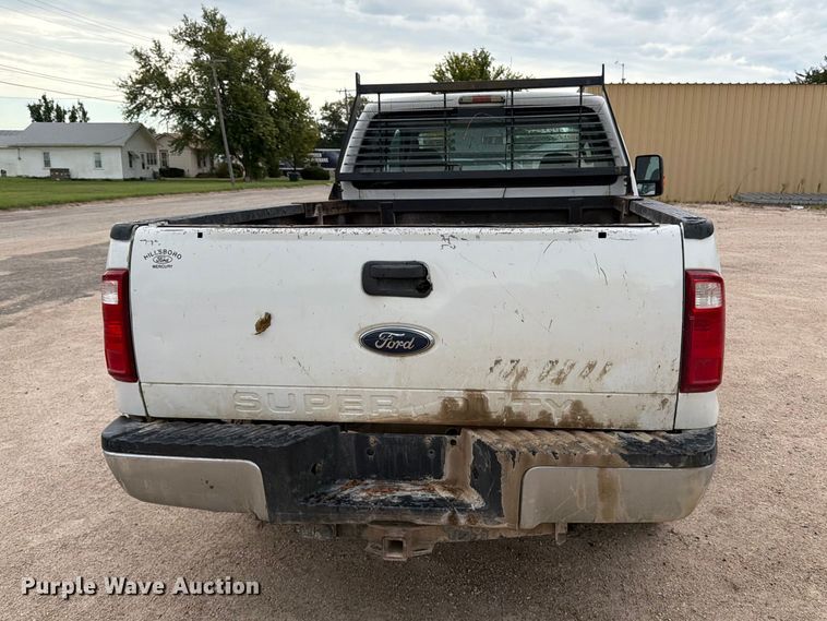 image for item MZ9989 2008 Ford F250 Super Duty Ext. Cab pickup truck